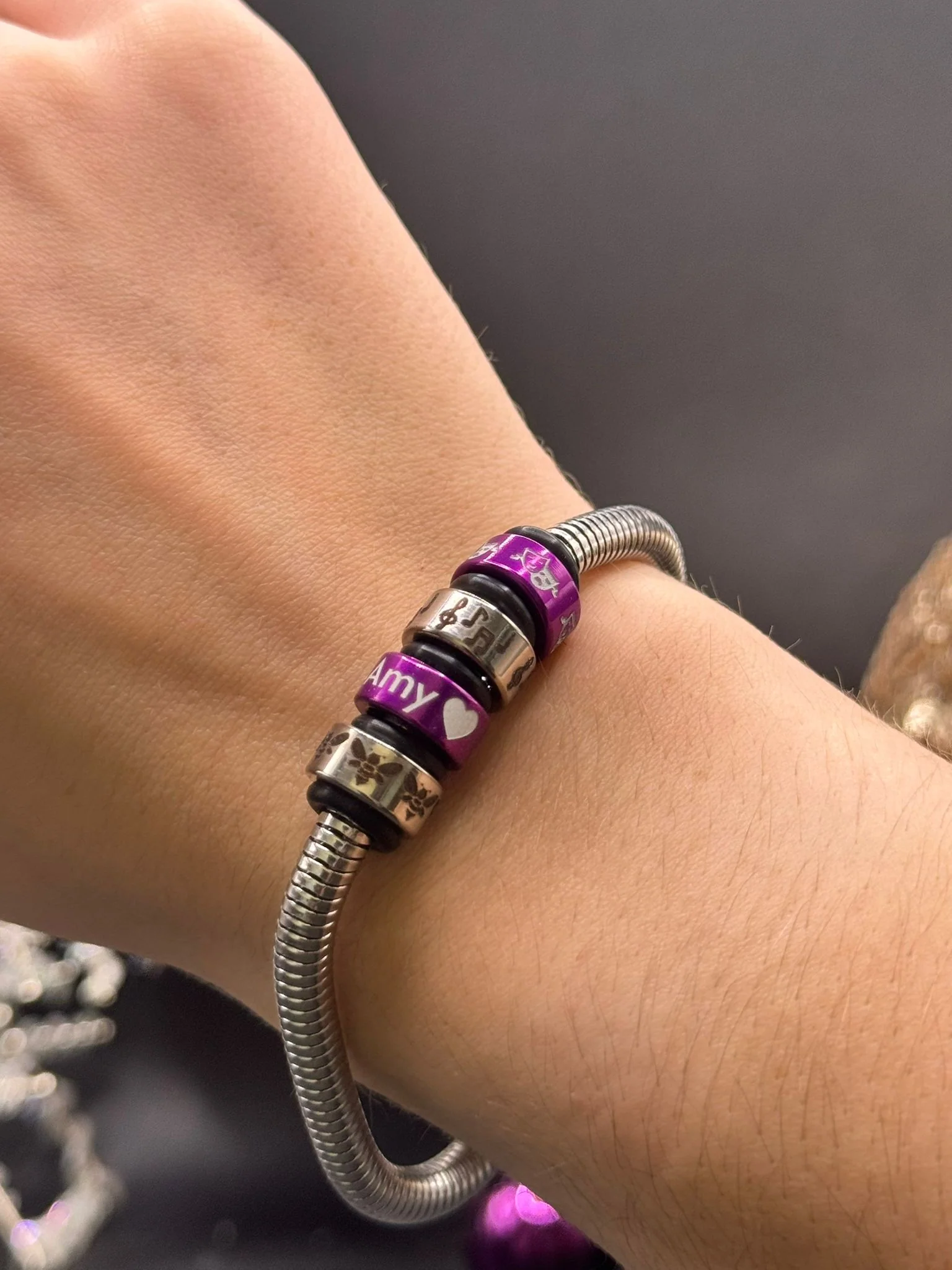 Signature NOTCH Bracelet with Green Clasp - Image 4